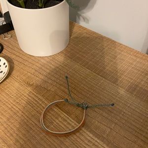 pura vida bracelet